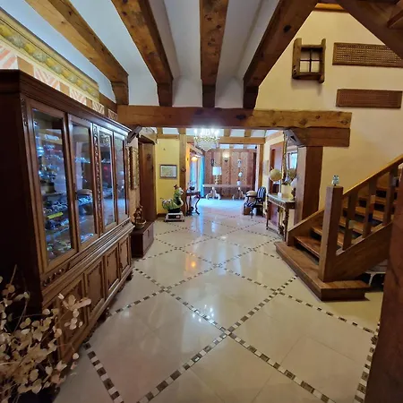 Villa La Hacienda De *