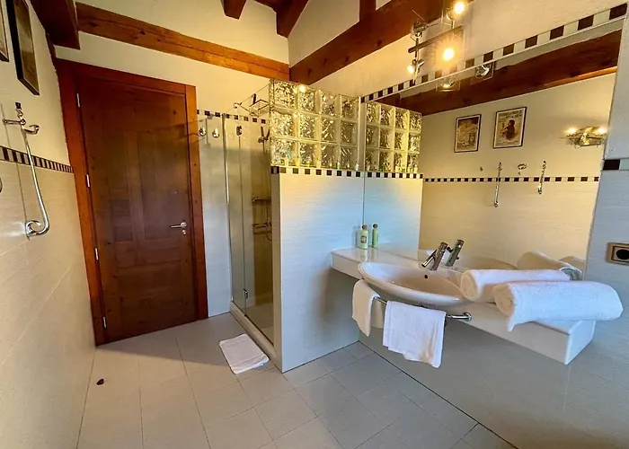 La Hacienda De * Navafría