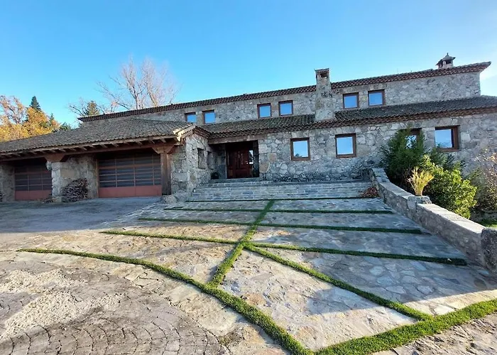 La Hacienda De Navafría